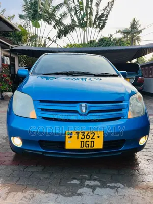 Toyota IST 2003 Blue