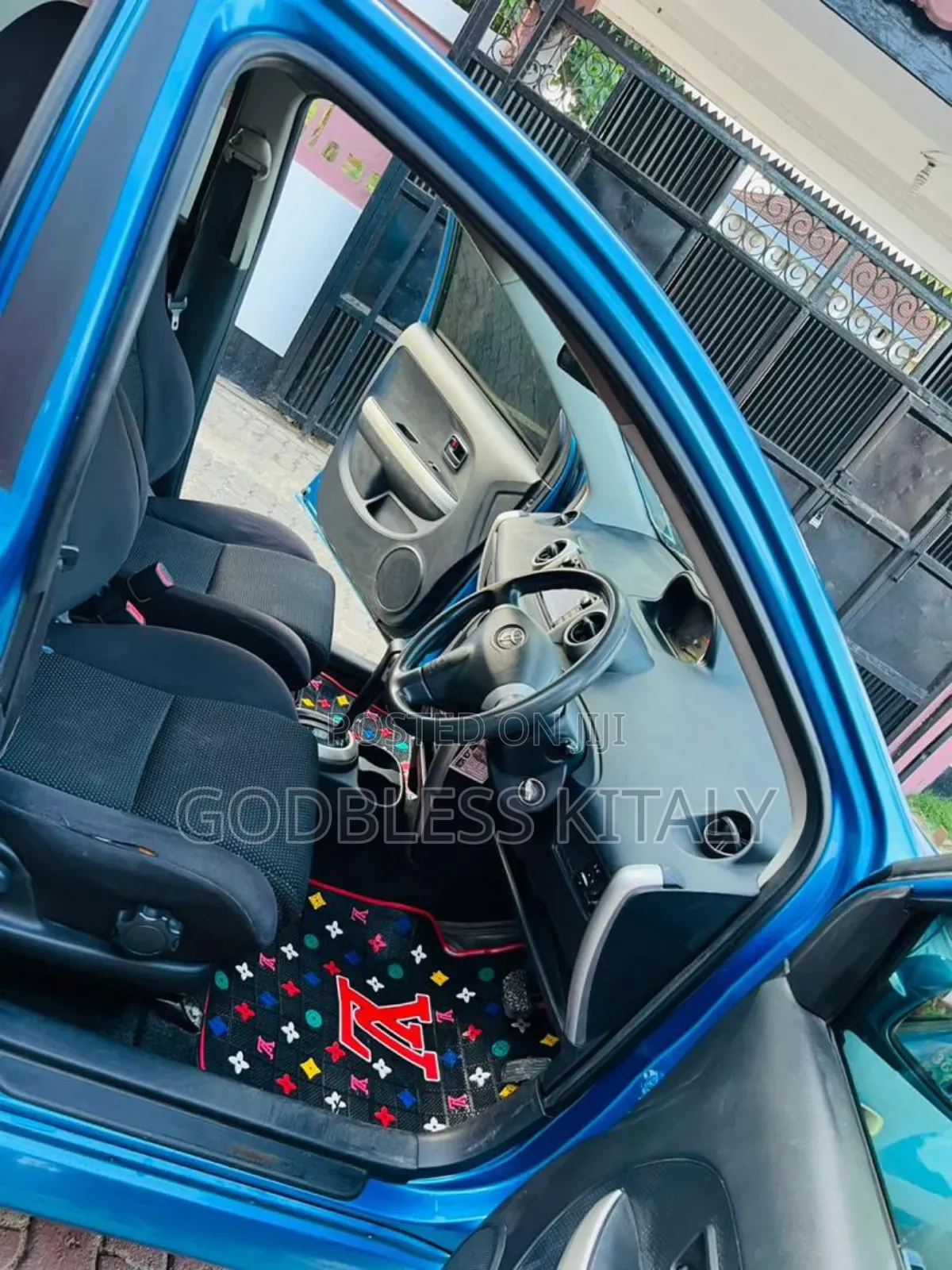 Toyota IST 2003 Blue