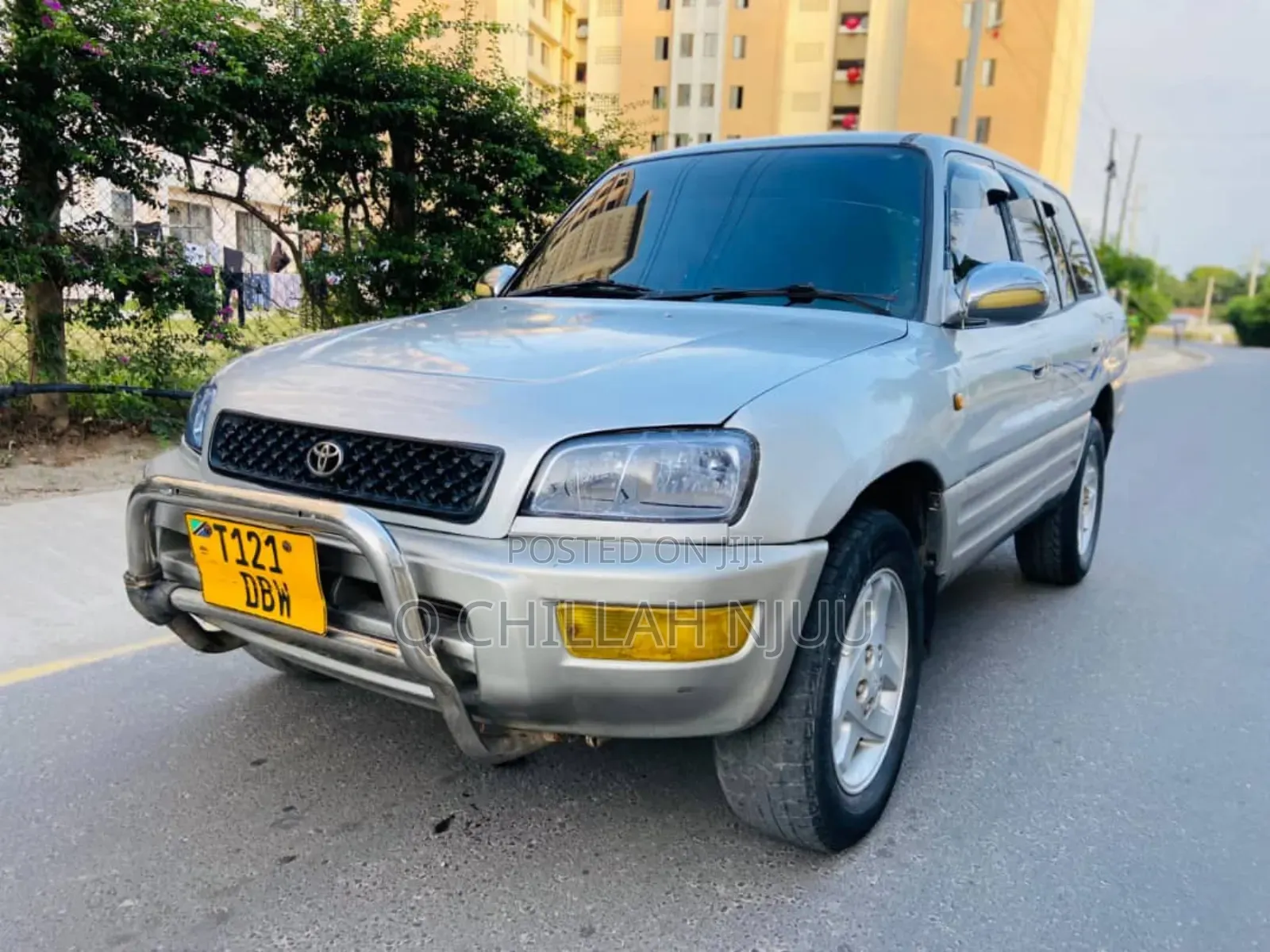 Toyota RAV4 1999 Silver