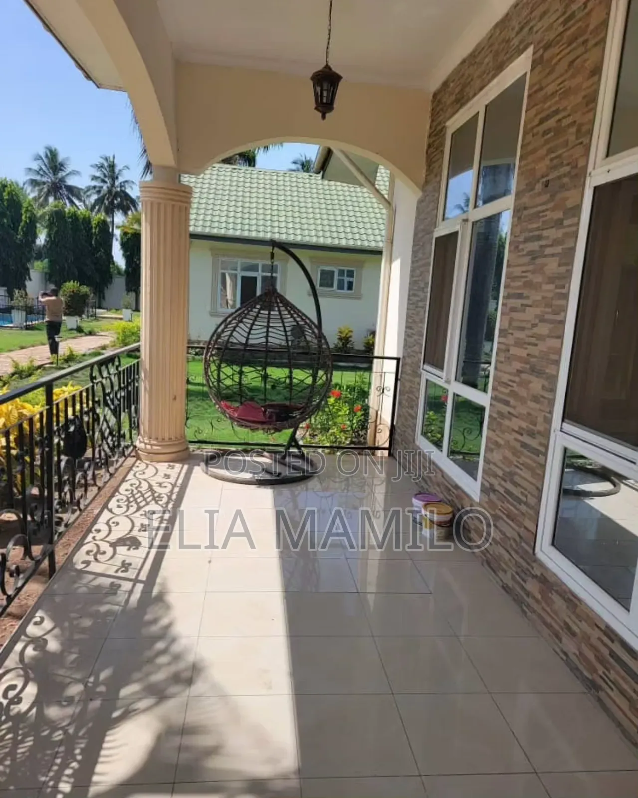 8bdrm House in Kisota, Kigamboni. for sale