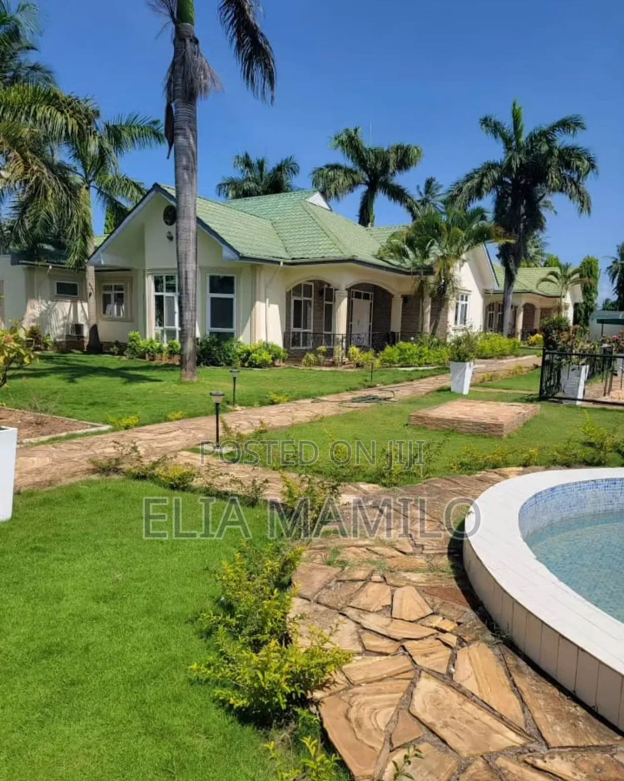 8bdrm House in Kisota, Kigamboni. for sale