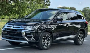Mitsubishi Outlander 2015 Black