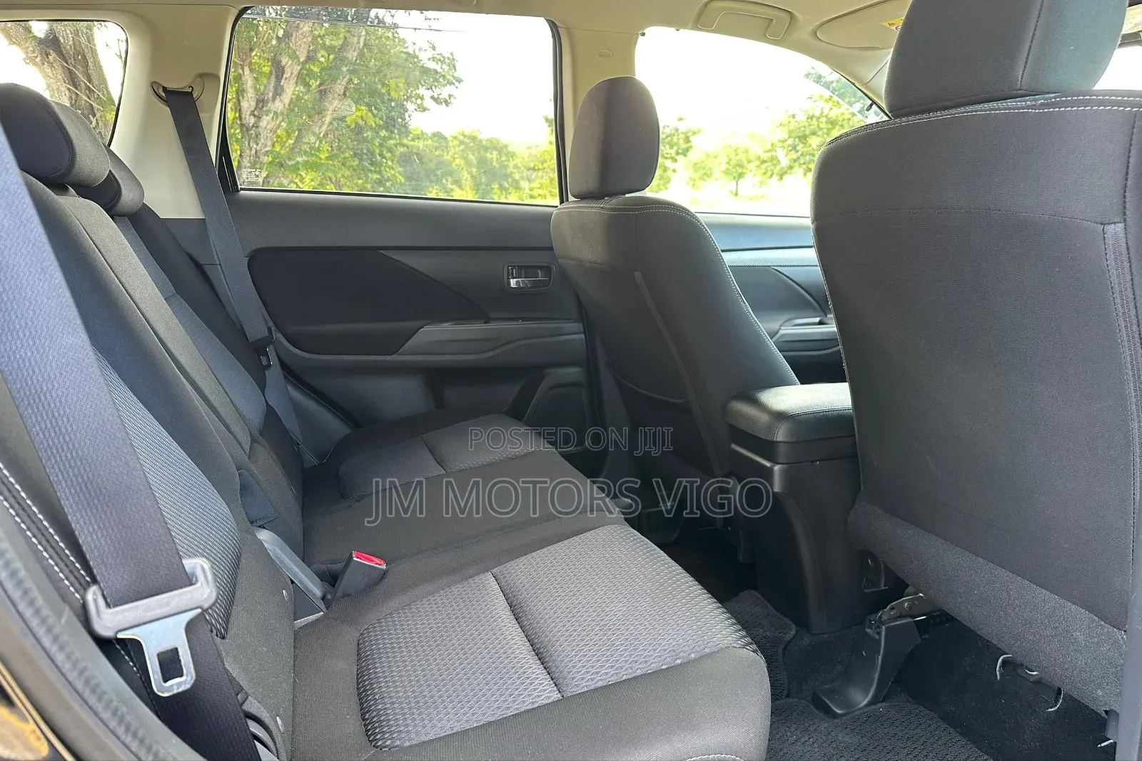 Mitsubishi Outlander 2015 Black