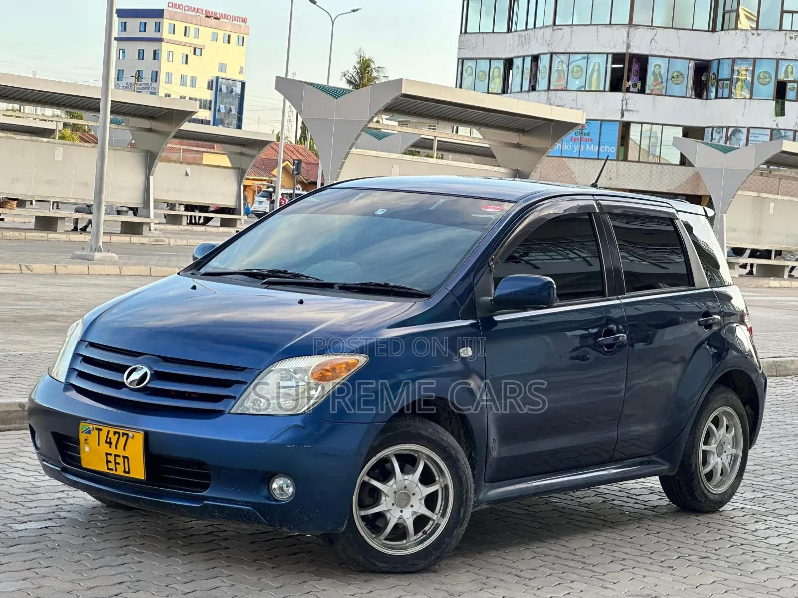 Toyota IST 2006 Blue