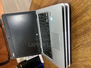 Laptop HP EliteBook 820 G3 8GB Intel Core I3 SSD 256GB