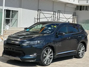 Toyota Harrier 2.0 2014 Black