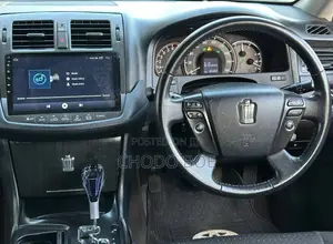 Toyota Crown 2009 White