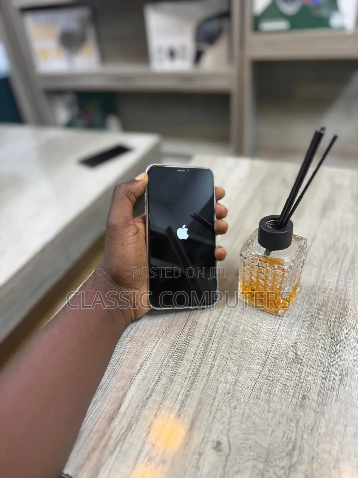 Apple iPhone XR 128 GB White