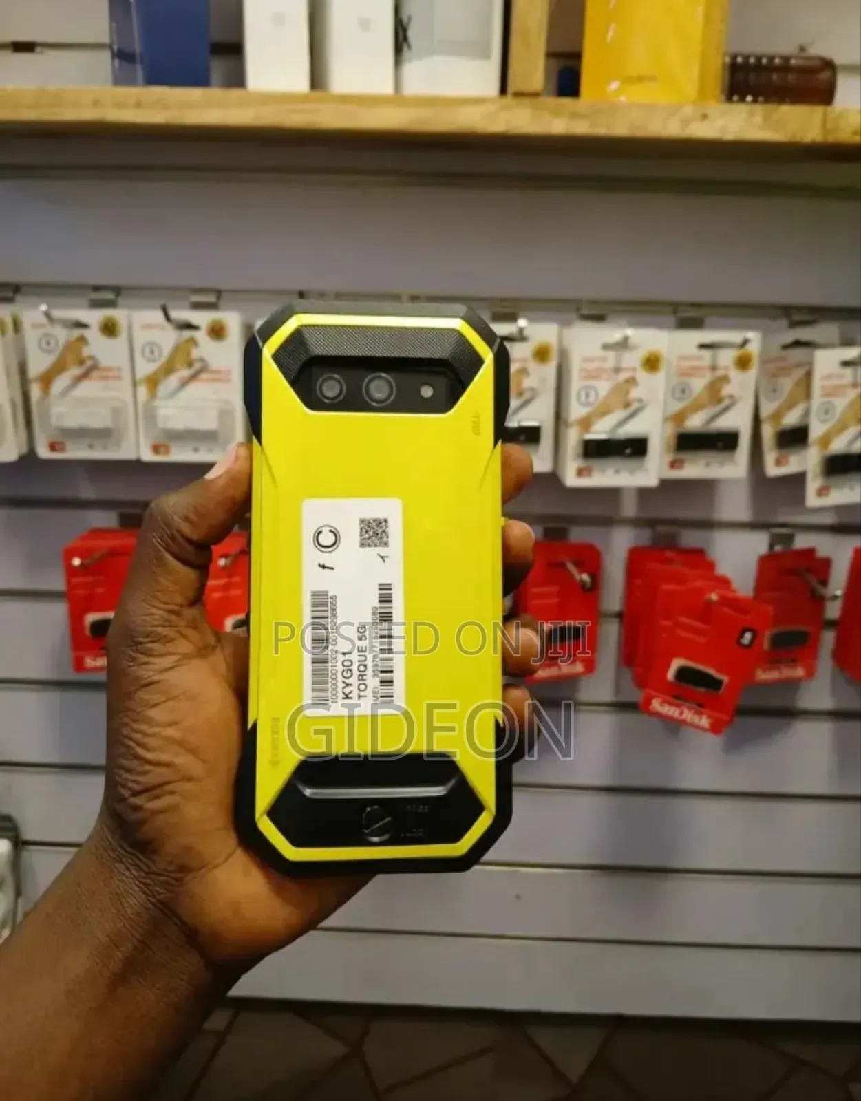 Kyocera Torque 5G 128 GB Yellow