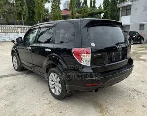 Subaru Forester 2.0D X 2011 Black
