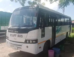 Tata Starbus Ultra Skool 2023 White
