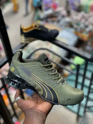 Mens Sneakers Puma.Material Leather