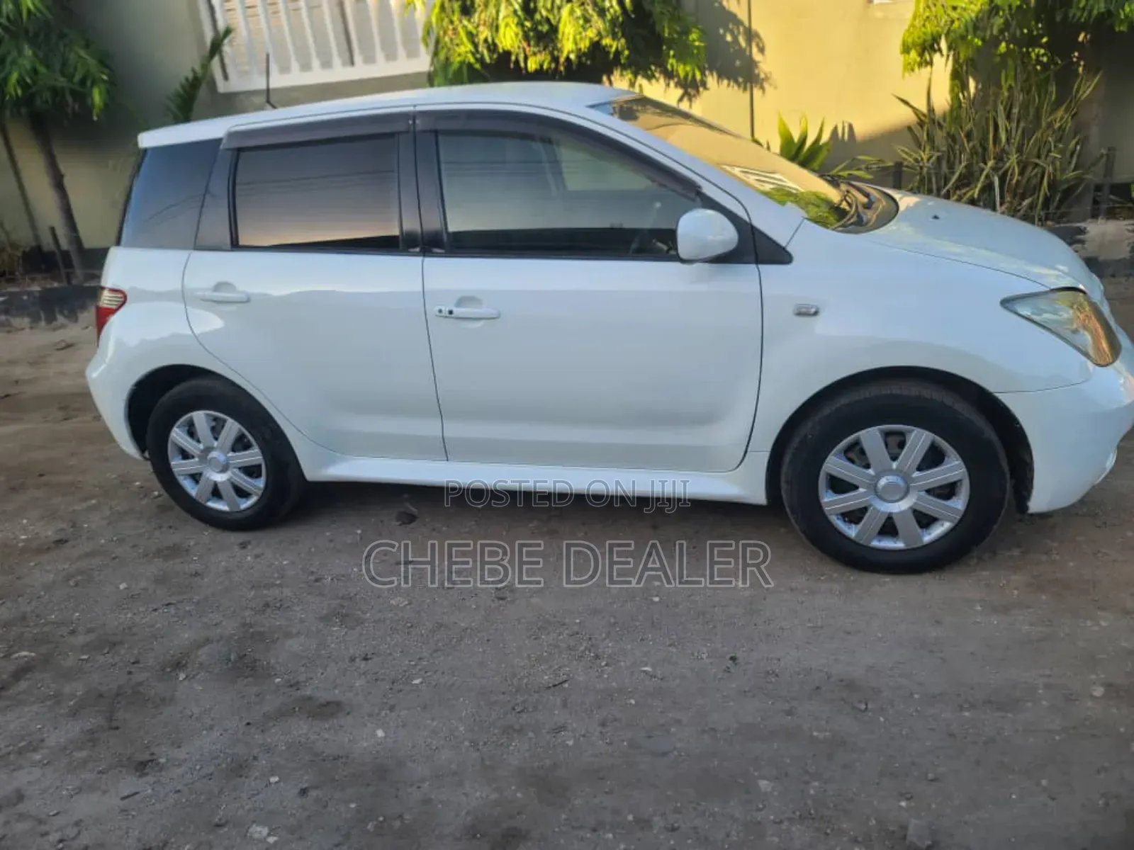 Toyota IST 2005 White