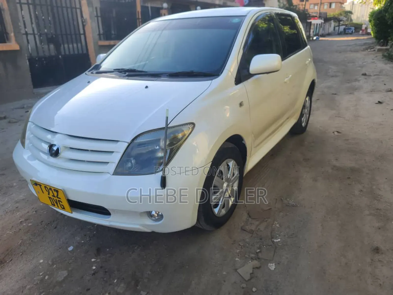 Toyota IST 2005 White
