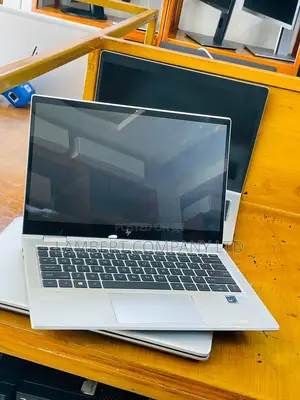 Laptop HP EliteBook 830 G8 16GB Intel Core I5 SSD 512GB