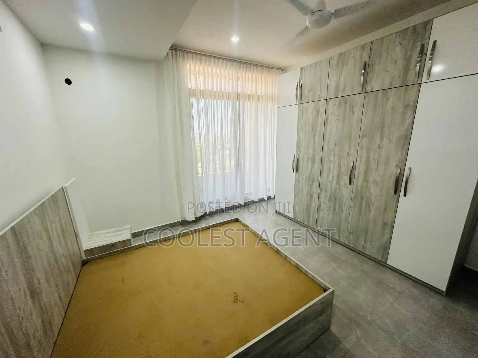 3bdrm Apartment in Msasani, Kinondoni for sale