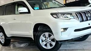 Toyota Land Cruiser Prado 2023 White