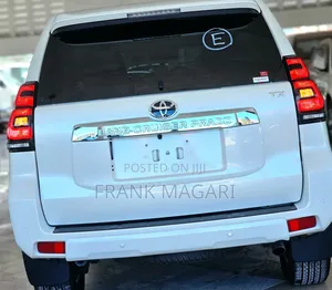 Toyota Land Cruiser Prado 2023 White