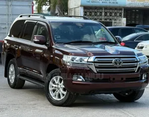Toyota Land Cruiser 2017 Burgundy