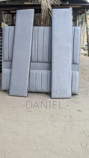 Bedsofa Rangi Ya Gray 5*6 Na Godo Lake