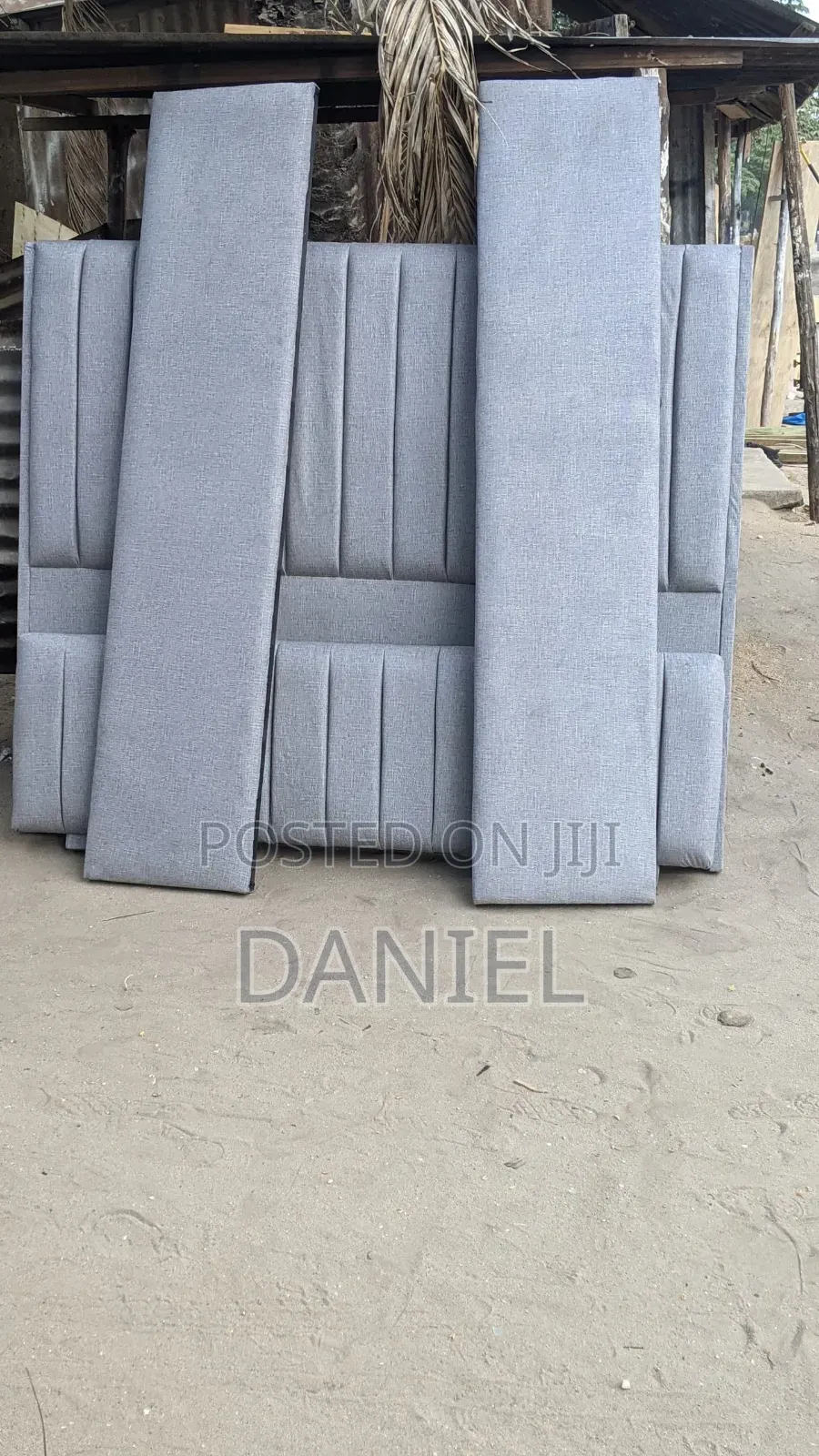 Bedsofa Rangi Ya Gray 5*6 Na Godo Lake