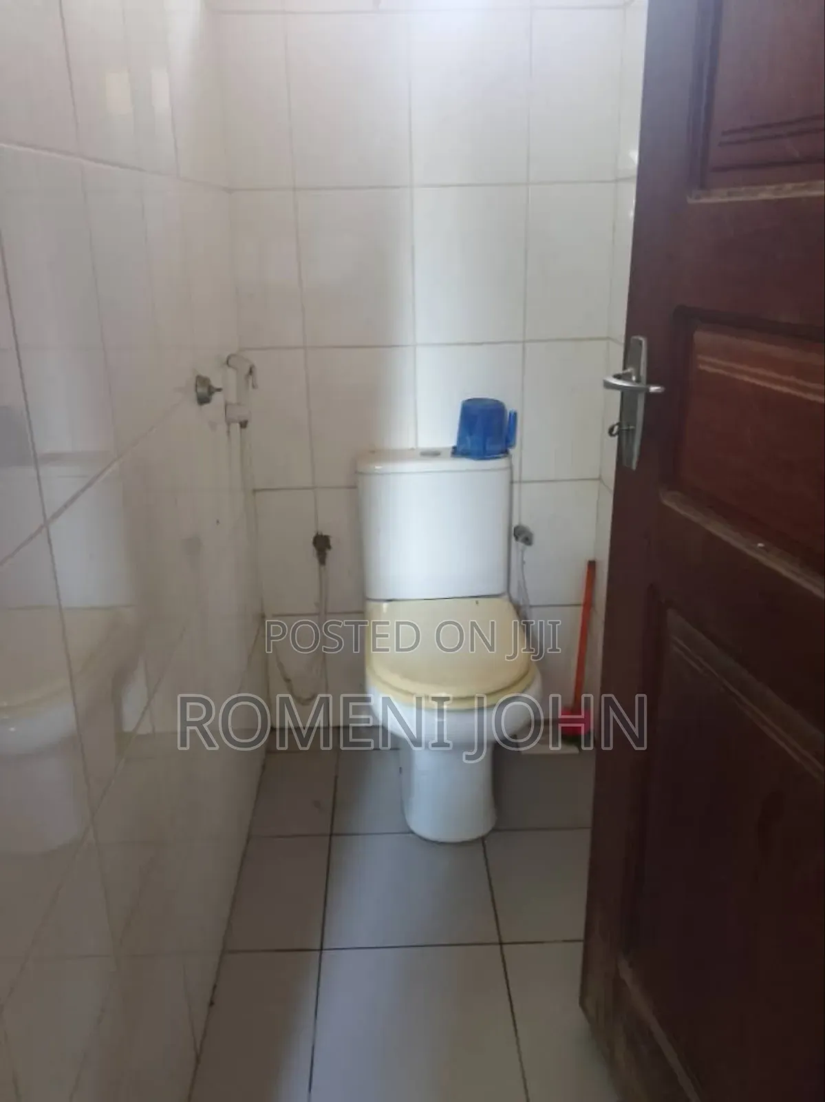5bdrm Block of Flats in Tanzania Daresalaam, Ilala for sale