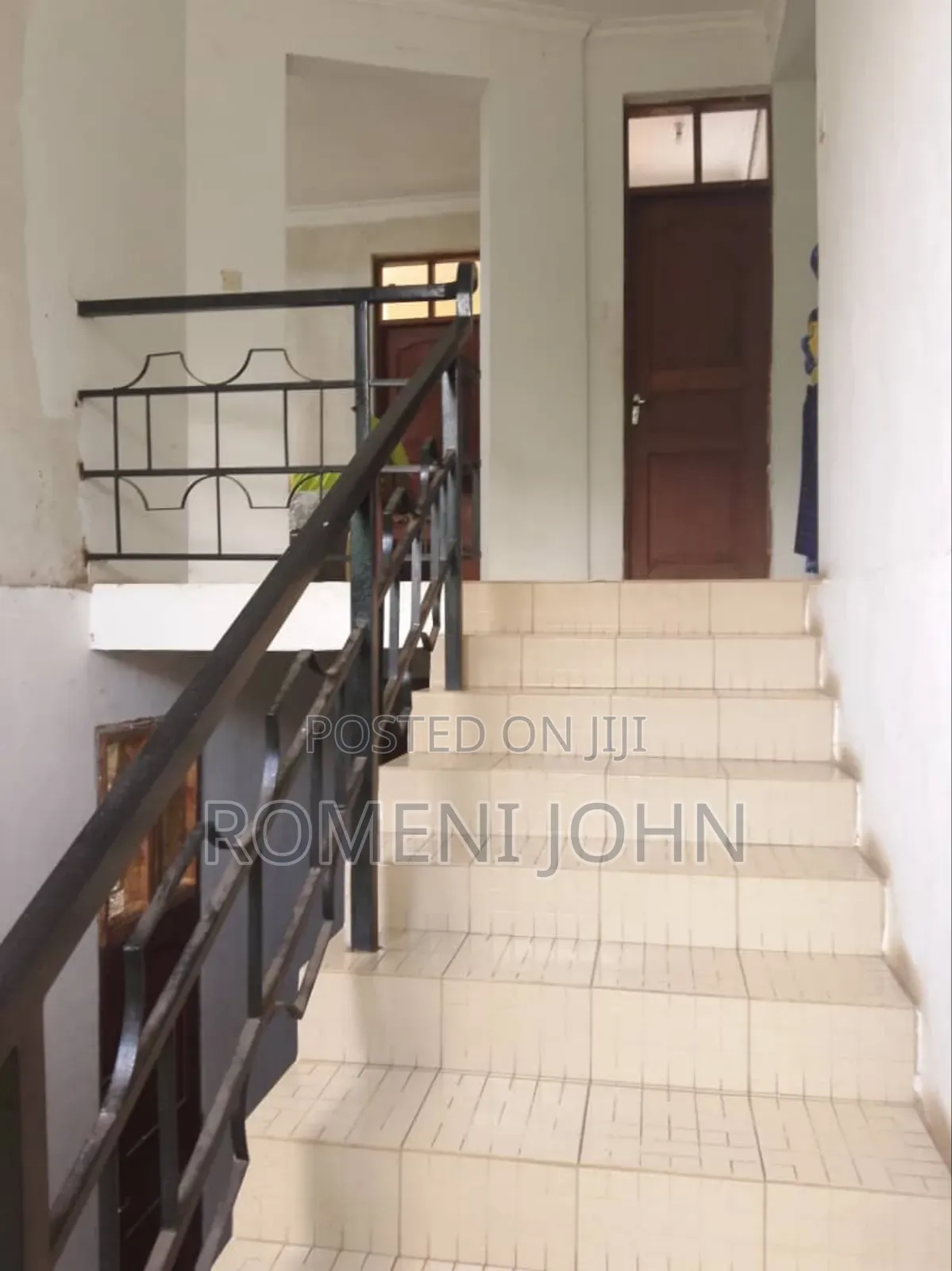 5bdrm Block of Flats in Tanzania Daresalaam, Ilala for sale