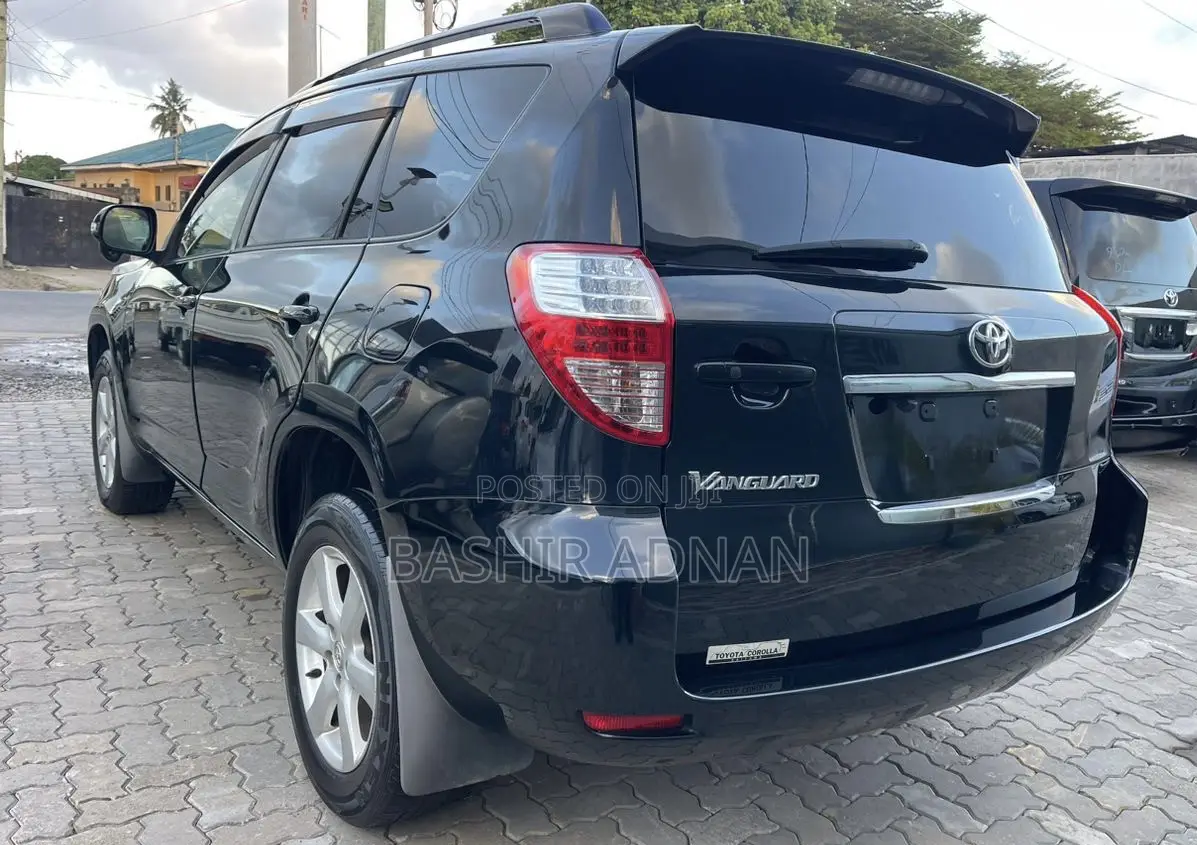Toyota Vanguard 2009 Black