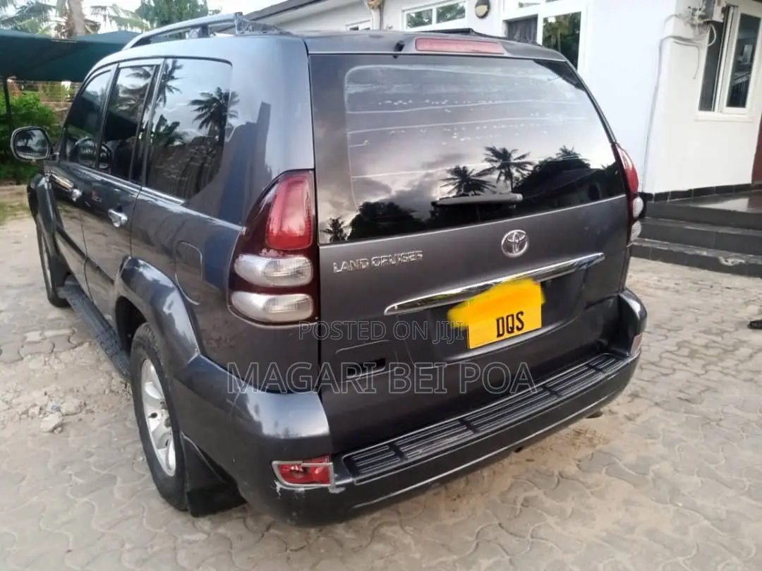 Toyota Land Cruiser Prado 2006 Gray