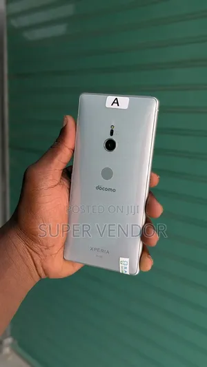 Sony Xperia XZ2 64 GB Silver