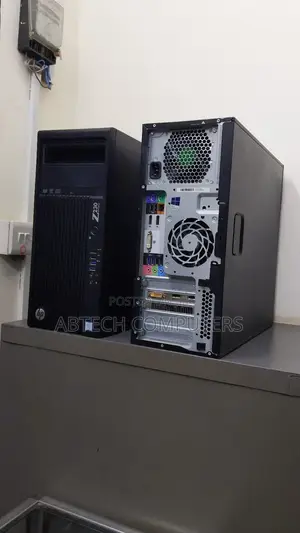 Desktop Computer HP Z230 4GB Intel Xeon HDD 500GB