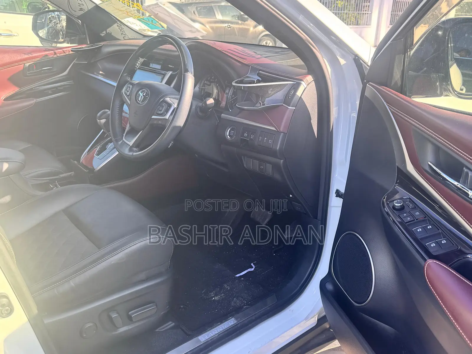 Toyota Harrier 2.0 2018 White