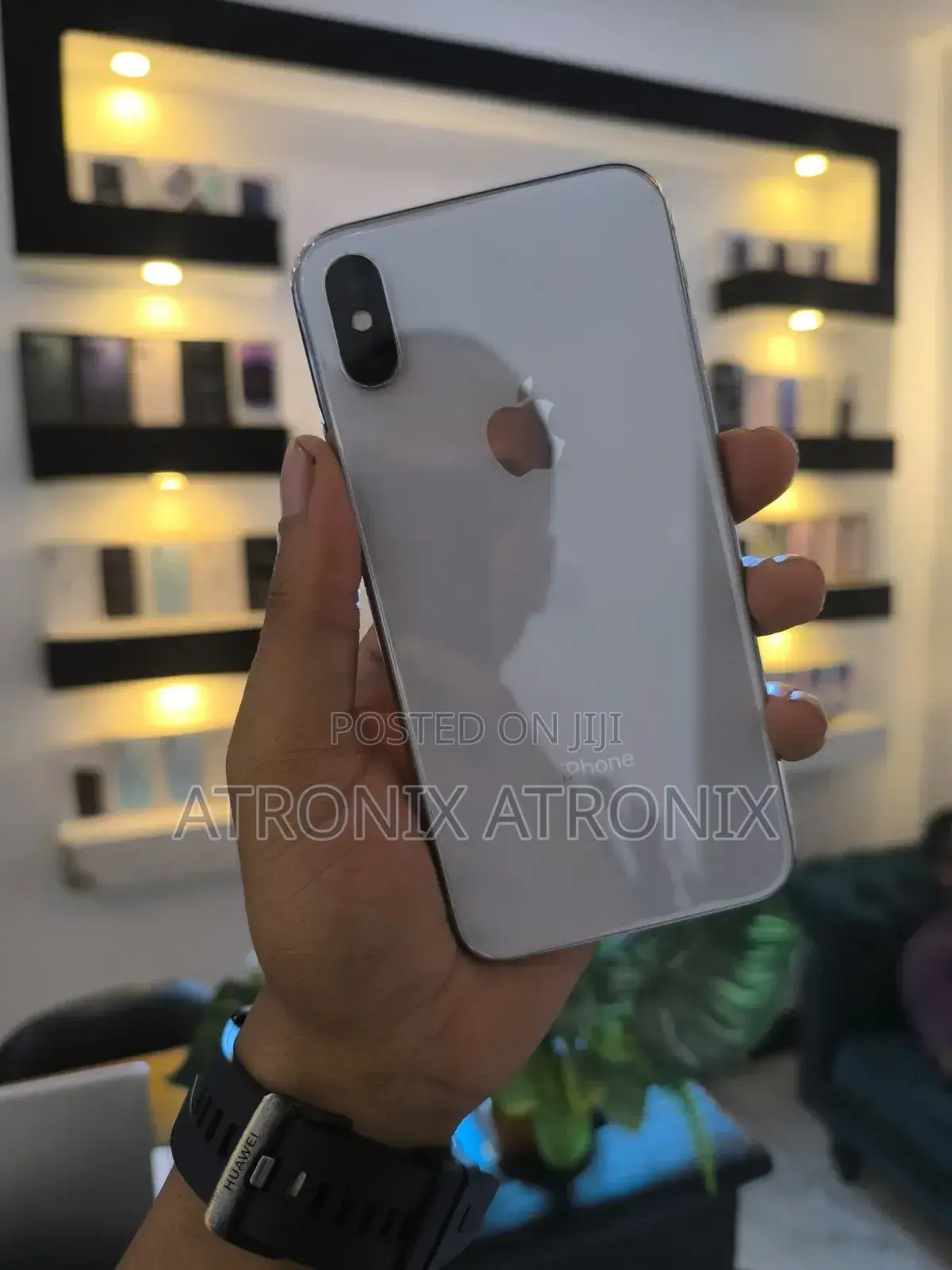 New Apple iPhone X 64 GB White
