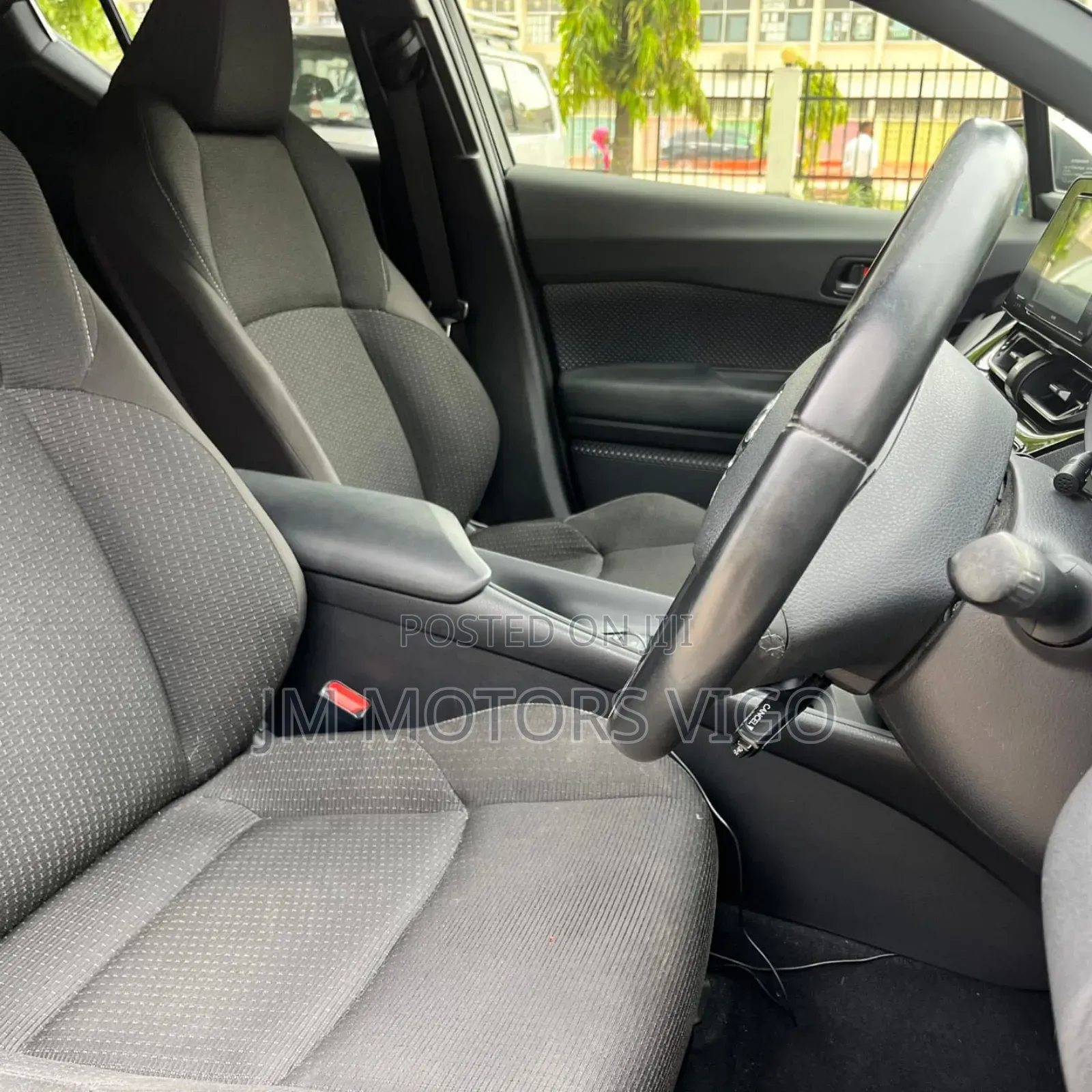 Toyota C-HR 2017 Pearl