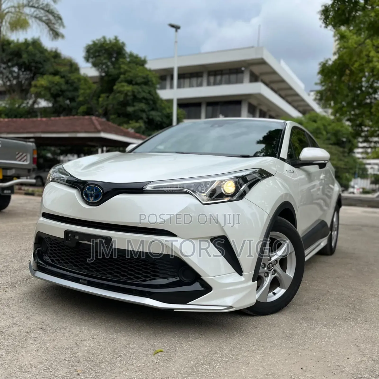 Toyota C-HR 2017 Pearl