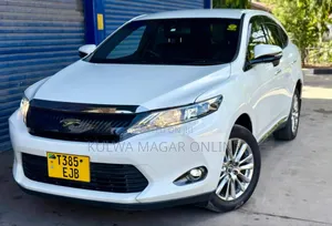 Toyota Harrier 2018 White