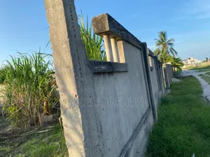 Kiwanja SQM 750 Kinauzwa Mbweni Ubungo Block D