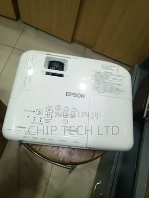 Projector Epson EB-X500