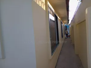 3bdrm House in Mikocheni for rent
