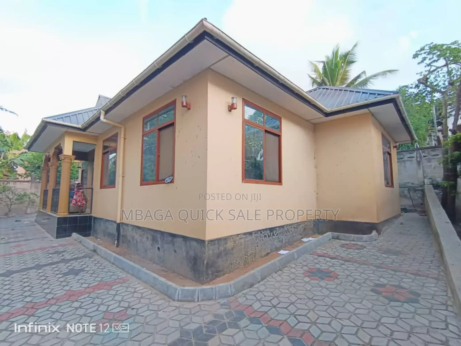 3bdrm House in Mikocheni for rent