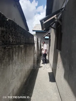 16bdrm Apartment in Tanzania Daresalaam, Ilala for sale