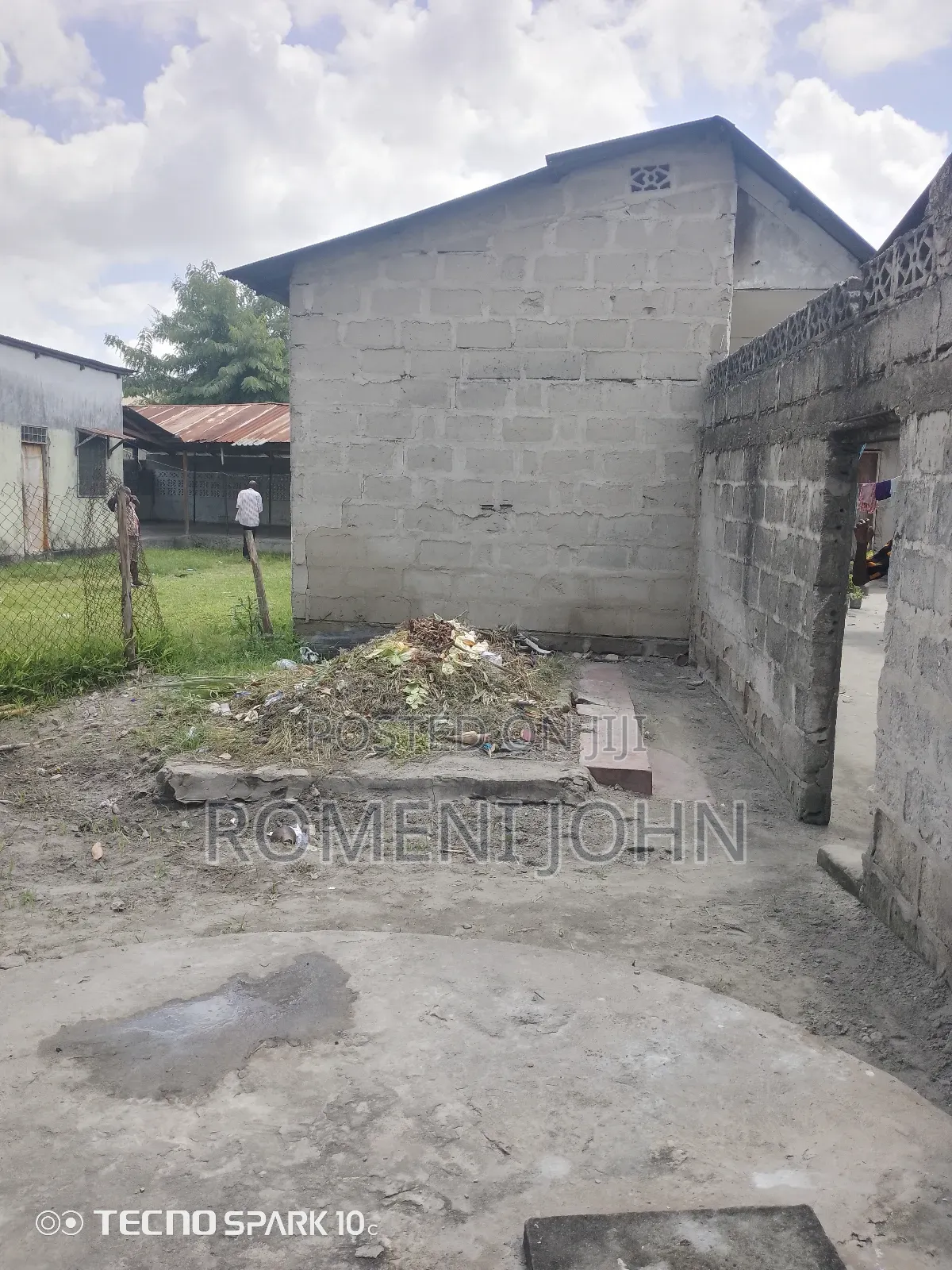 16bdrm Apartment in Tanzania Daresalaam, Ilala for sale