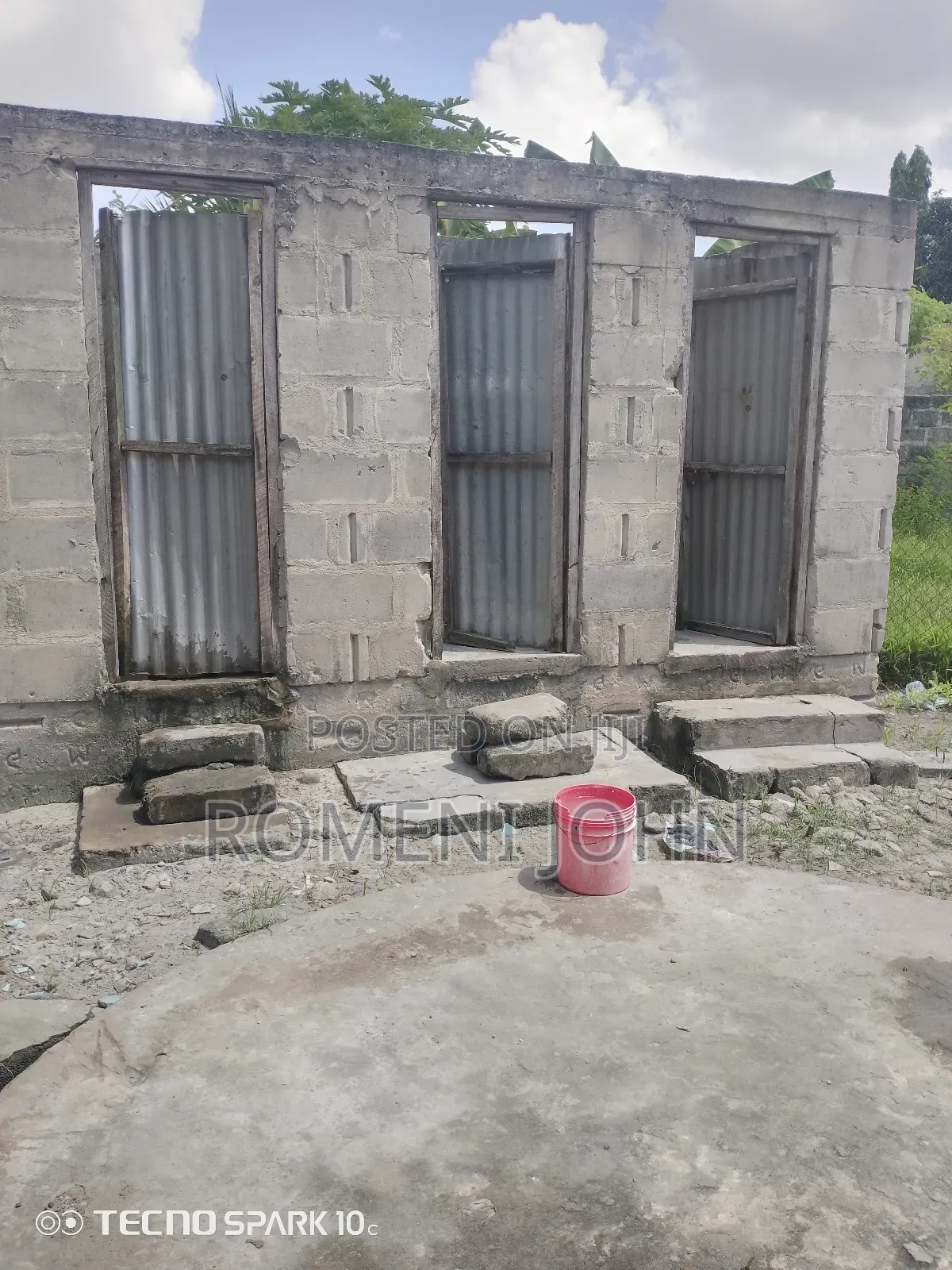 16bdrm Apartment in Tanzania Daresalaam, Ilala for sale
