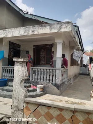 6bdrm House in Tanzania Daresalaam, Ilala for sale