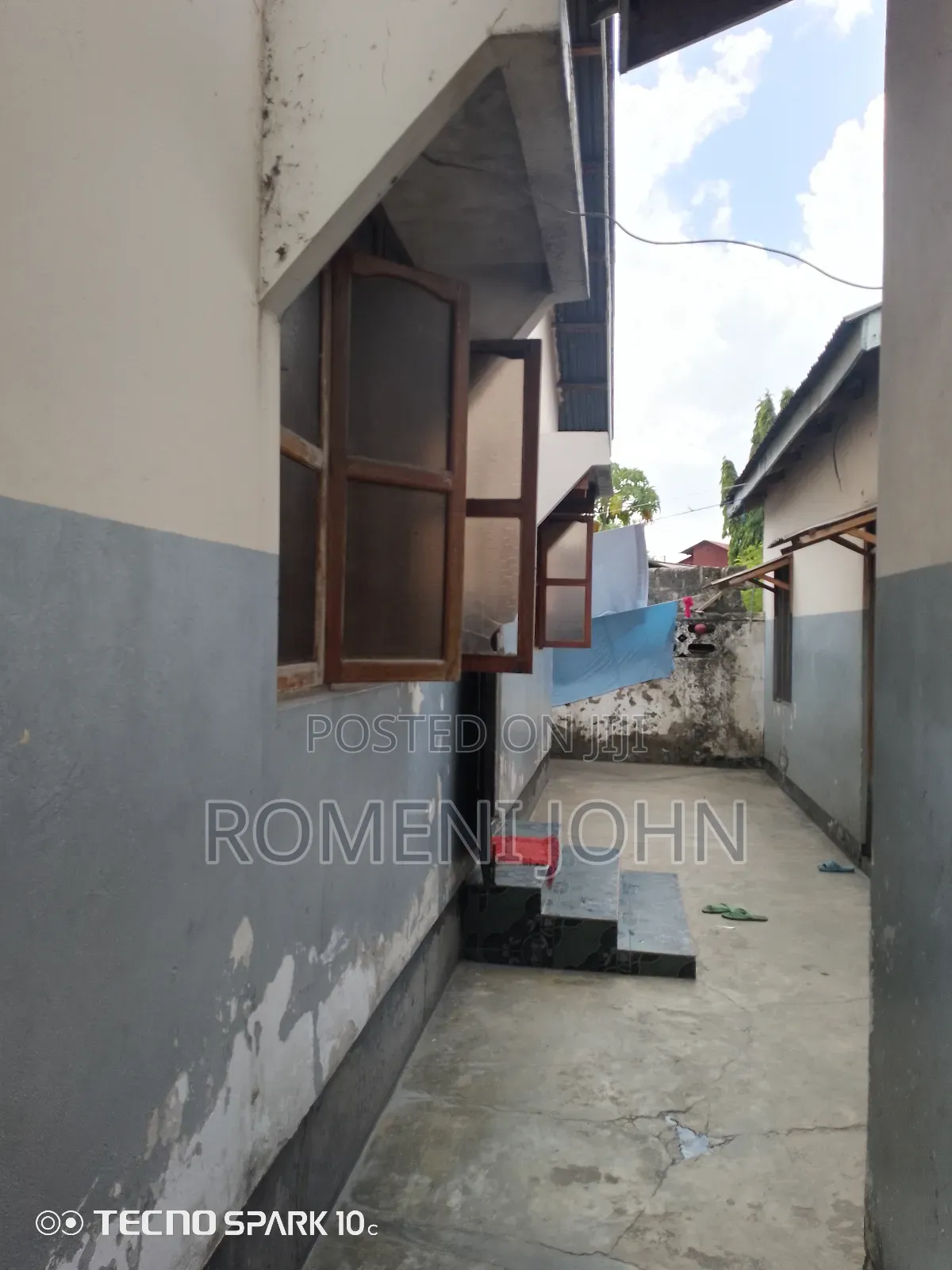 6bdrm House in Tanzania Daresalaam, Ilala for sale