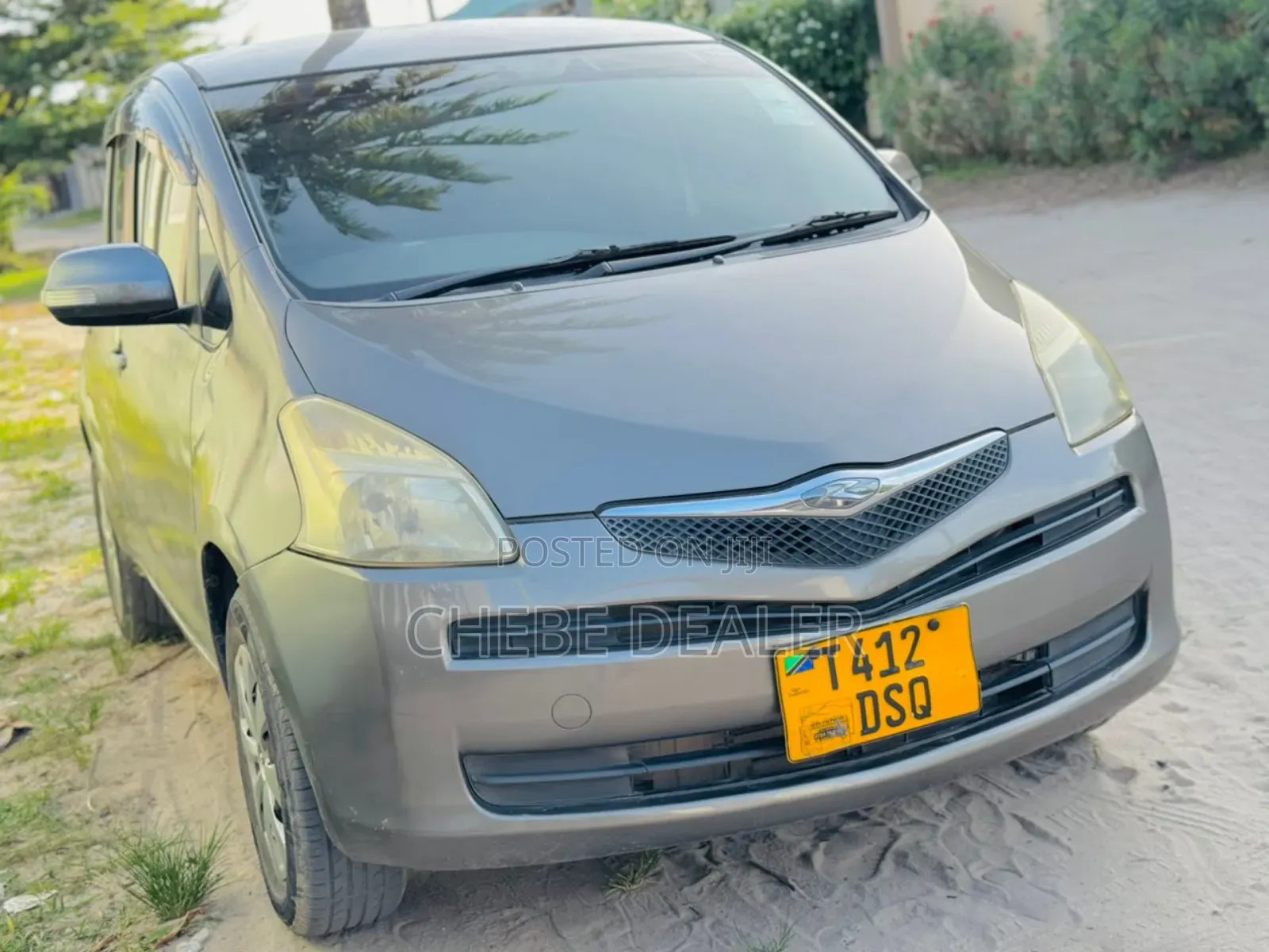 Toyota Ractis 2008 Beige