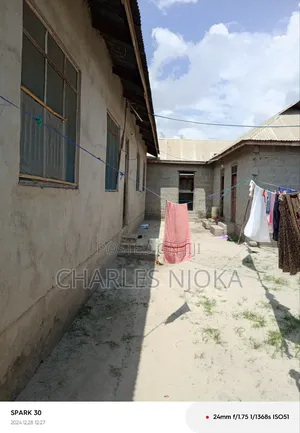 12bdrm House in Tanzania Dare Salaam for sale