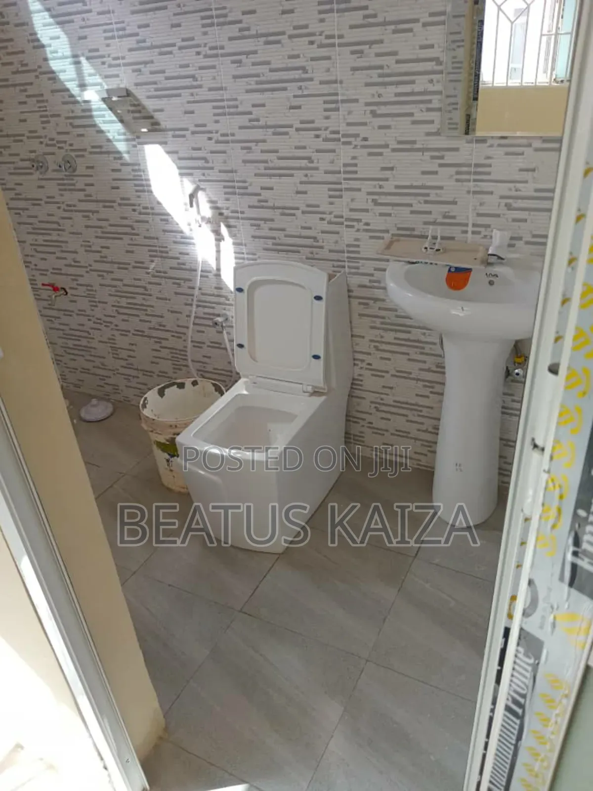 1bdrm Villa in Kigamboni Kibugumo for rent