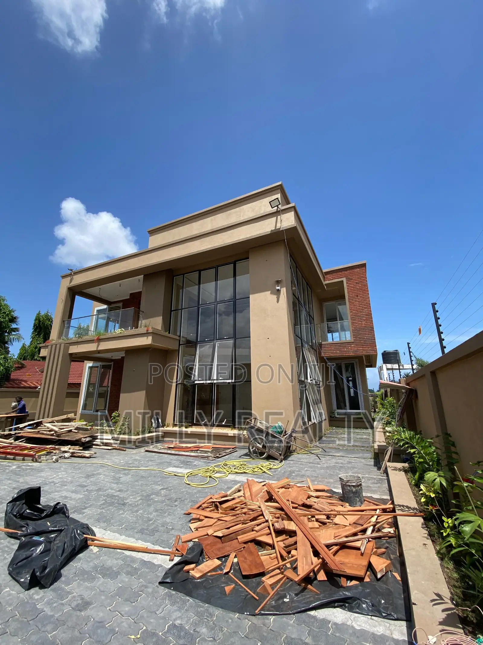 4bdrm House in Mbezi Beach Area, Kinondoni for sale