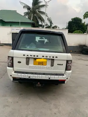 Land Rover Range Rover 2000 White